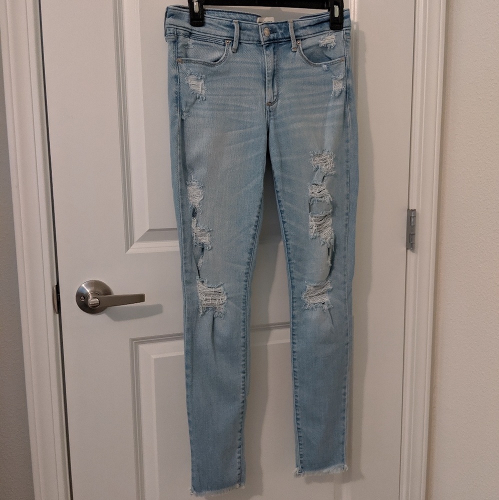 NWOT Abercrombie and Fitch Super Skinny Jeans